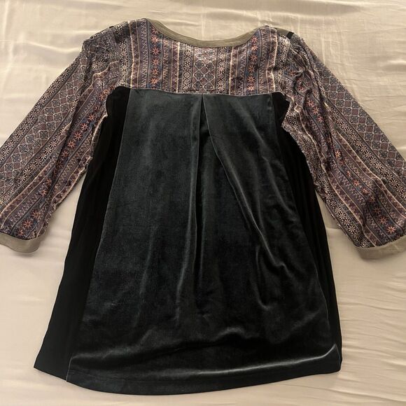 John Mark Women’s Velvet Boho Tunic Bell Sleeve Floral Patchwork Blouse Medium - Picture 7 of 7
